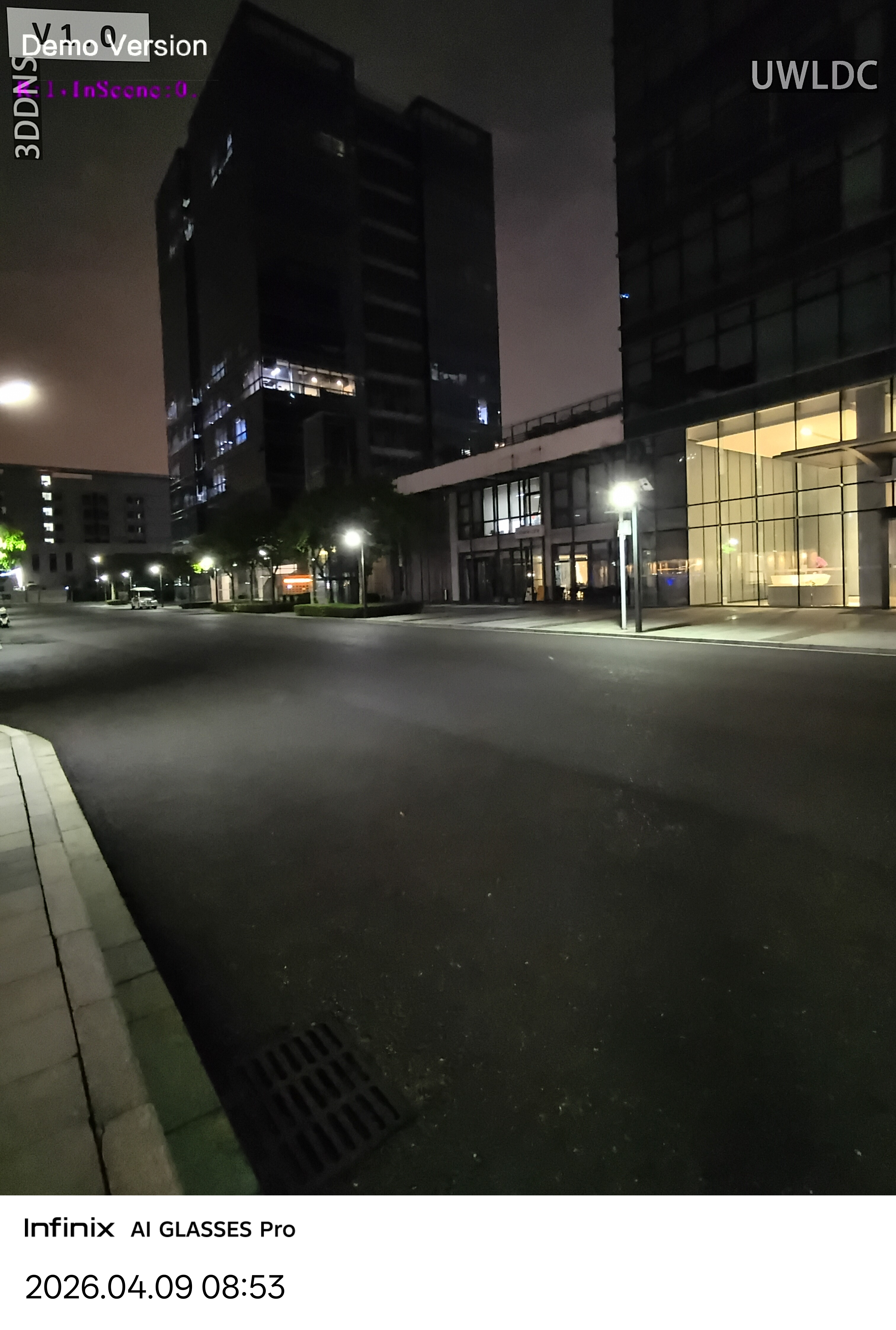 004 GC01 夜间楼宇广场